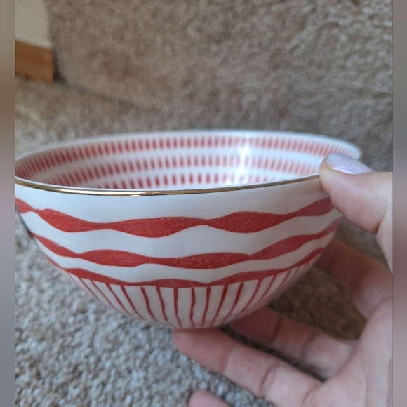 The Old Pottery Company Red/White Bowl with gold rim 6" - Picture 3 of 5